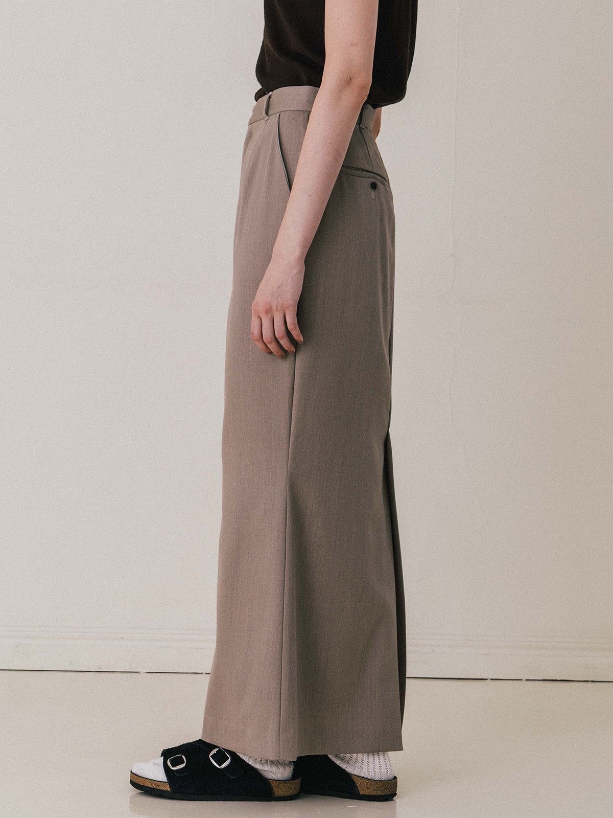 【25AW】【THE C】ICHIGUN SKIRT / イチグンスカート (ベージュ)