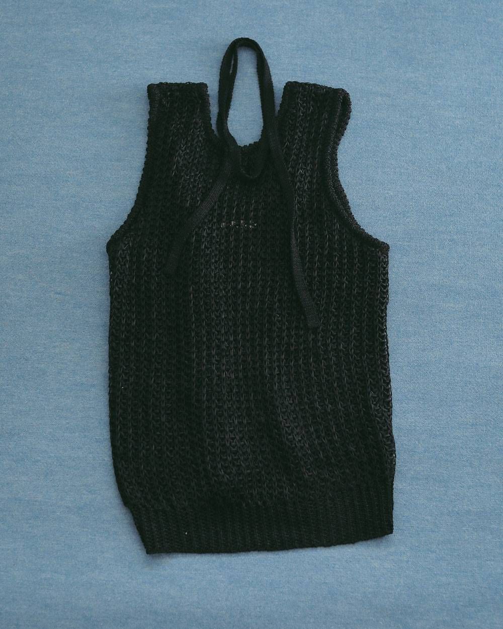 ペーパーヤーン ニットベスト (ブラック) Paperyarn Knit Vest (Black) / 27SS