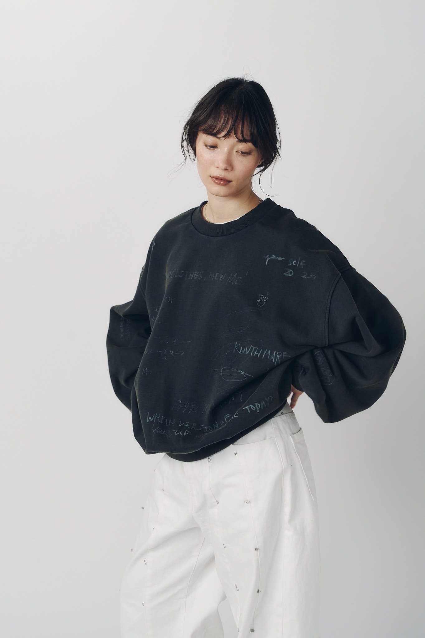 メッセージ スウェット (チャコール) message sweatshirt(unisex) (Charcoal) / 26AW