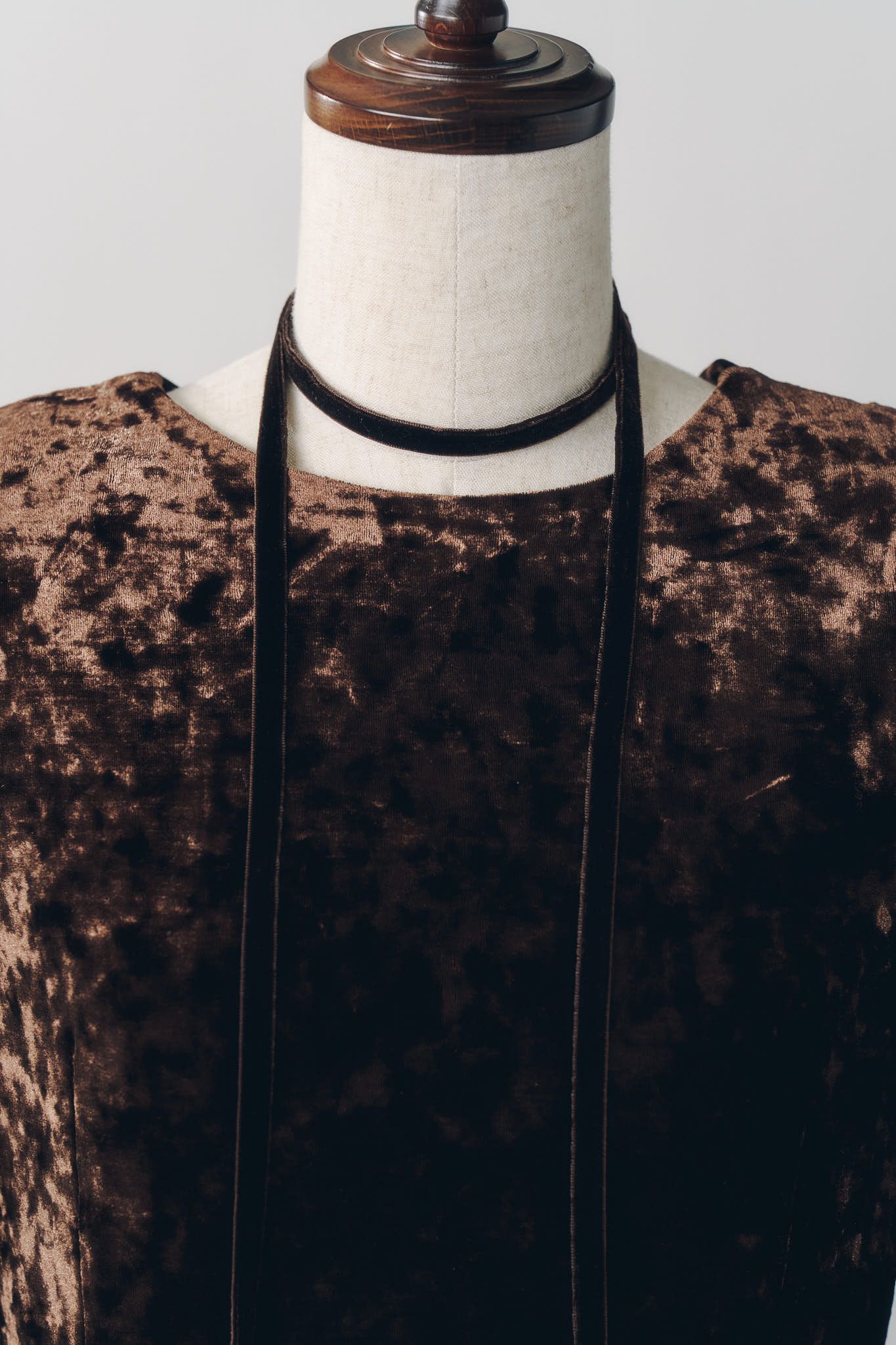 2ウェイ ベロアドレープドレス (ブラウン) 2way draped velour dress (Brown) / 26AW