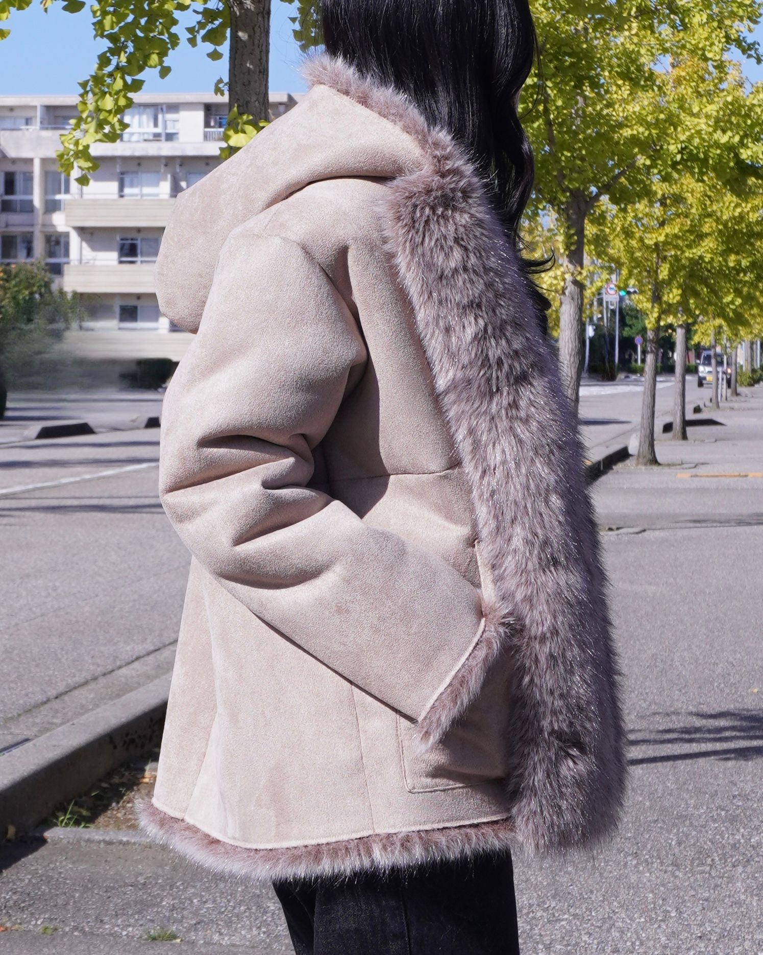 【25AW】Fox Like Fur Hoodie Coat / フォックスライクファー リバーシブルフーディコート (ベージュ) / エコファー / フェイクファー