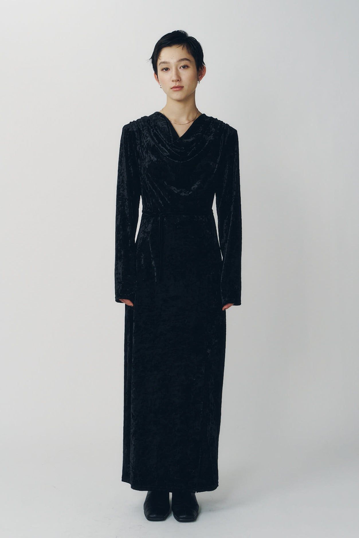 2ウェイ ベロアドレープドレス (ブラック) 2way draped velour dress (Black) / 26AW