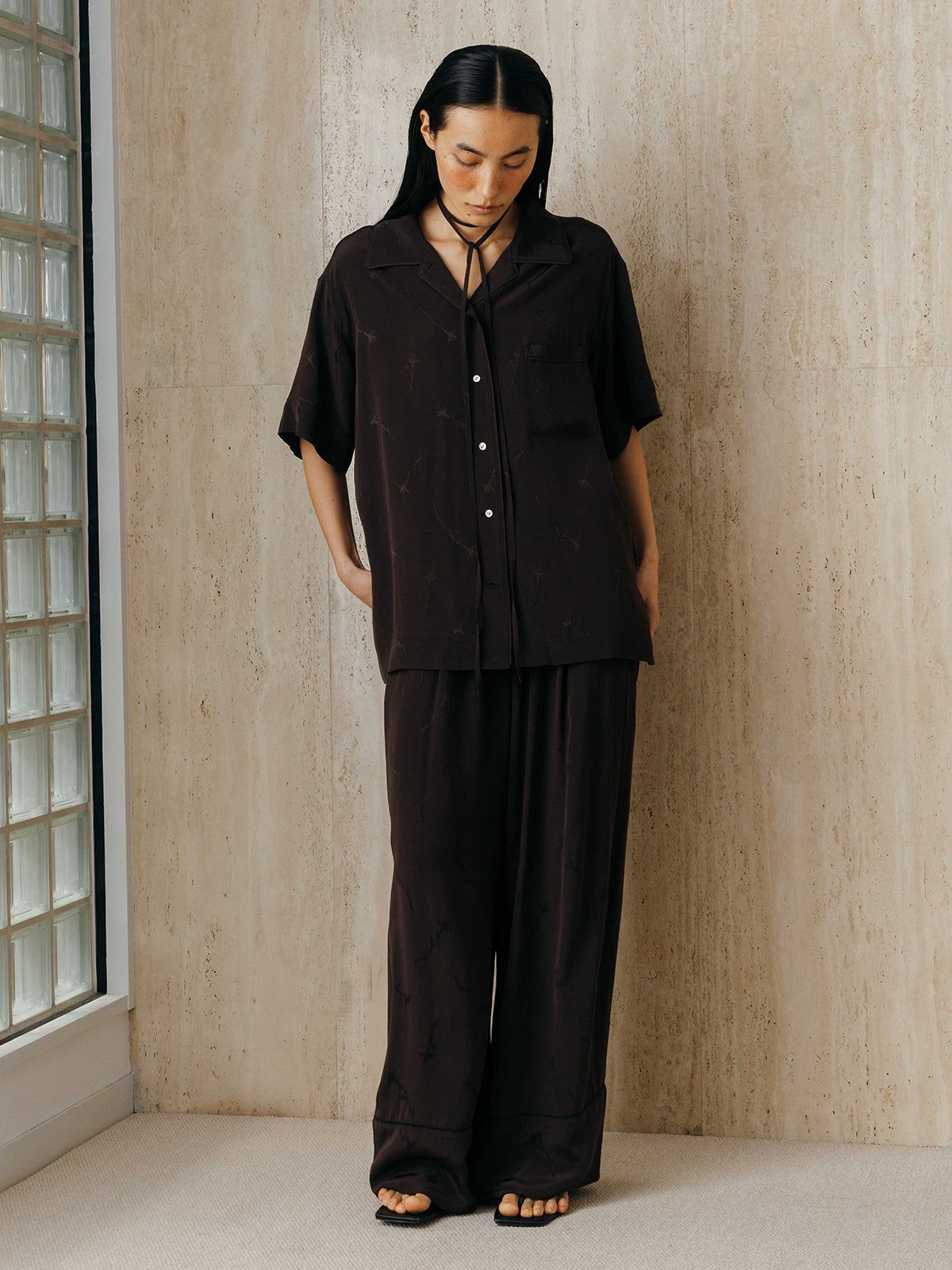 サテンジャガード イージーパンツ (ブラック) SATIN JQ EASY PANTS (Black) /  26SS