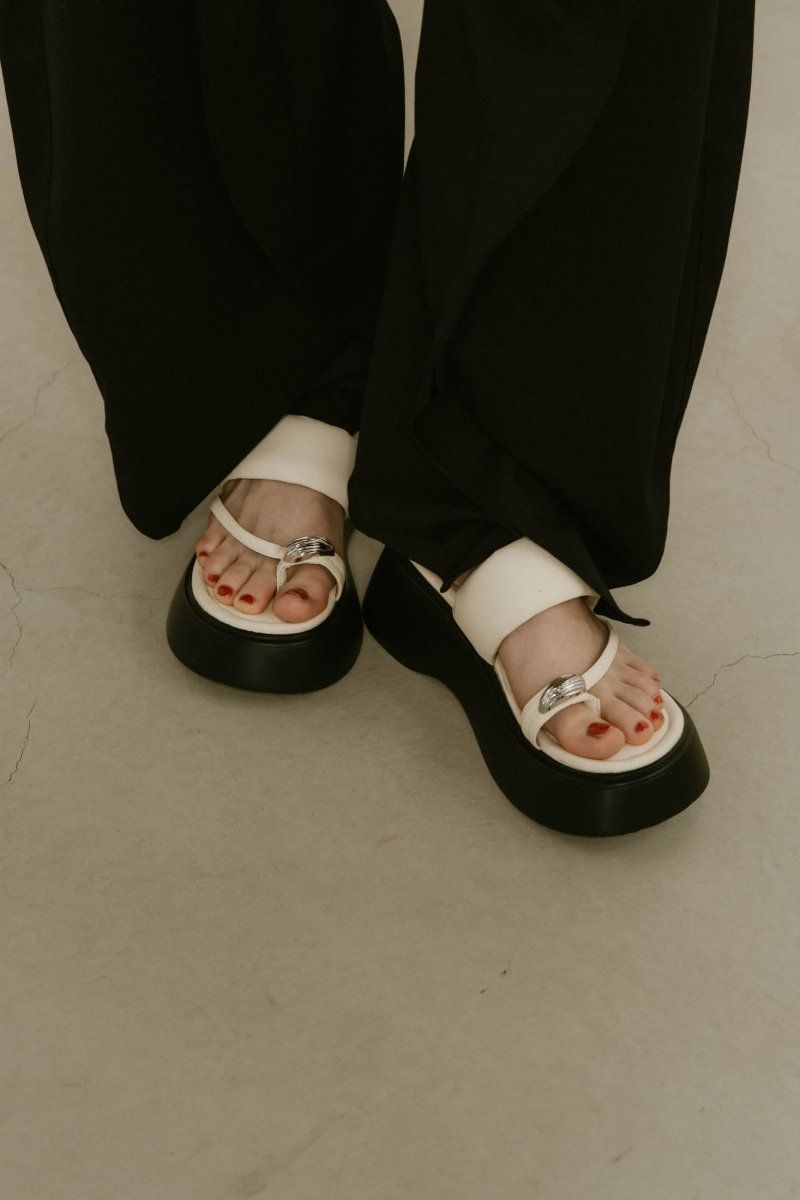 関税*送料込★STELLA MCCARTNEY★メタルの装飾 トングサンダル 楽天市場】トング（ブランドステラ・マッカートニー）（サンダル