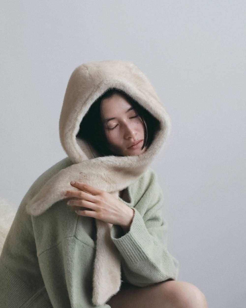エコミンクファー フーディ (アイボリー) Eco Minkfur Hoodie (Ivory) / 26AW 【6月29日まで期間限定予約】