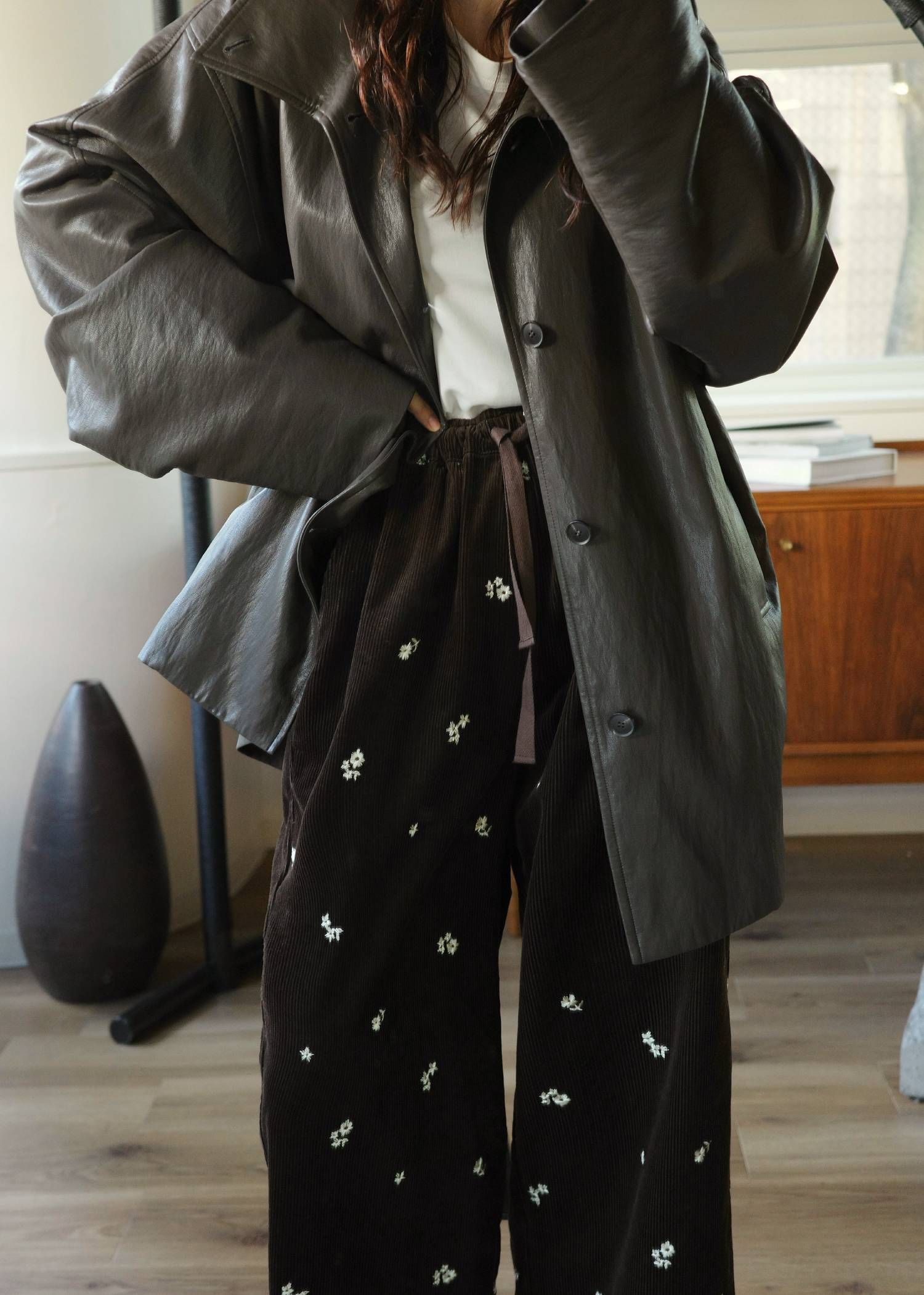 スタンドカラー レザージャケット (ブラウン) stand collar over size synthetic leather JK (Brown) /  26AW