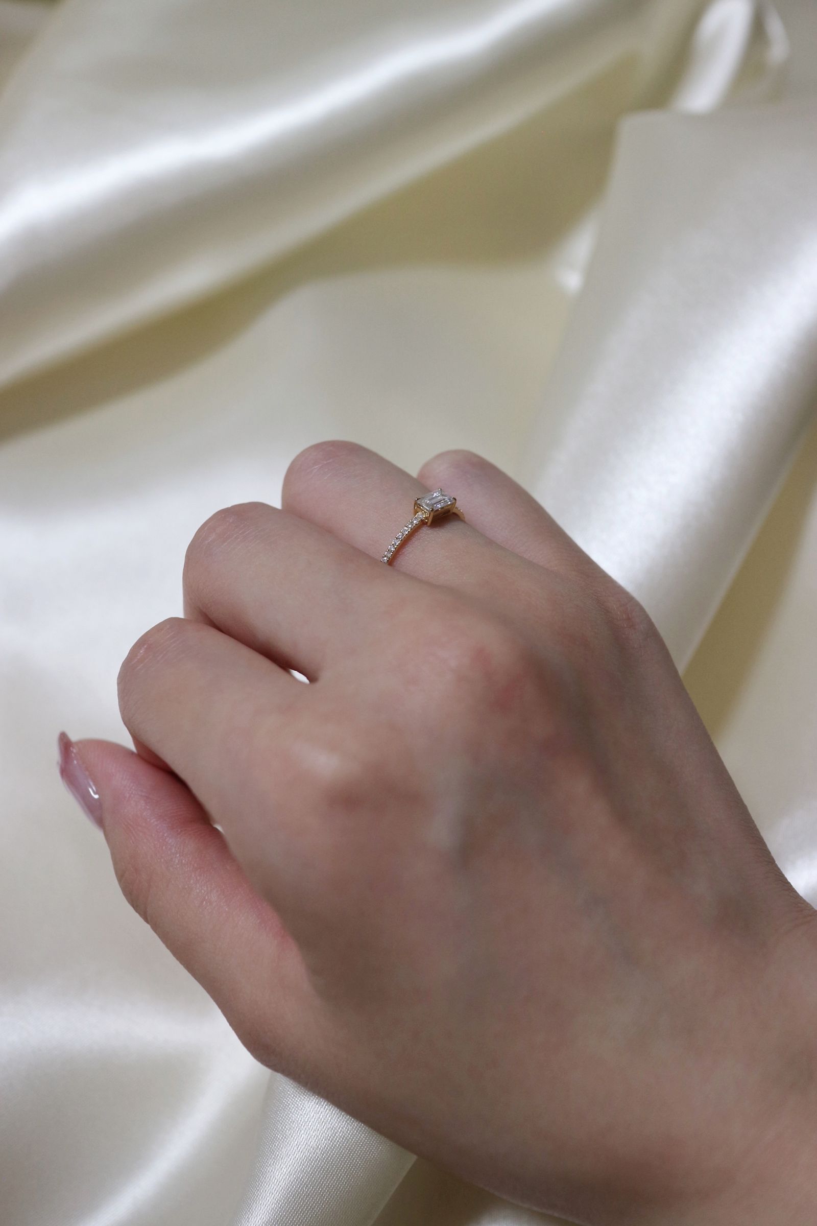【即納】EMERALD MOISSANITE FULL ETERNITY RING SIDE ver / エメラルド モアサナイト フル エタニティ リング サイド バージョン K10 9号 (イエローゴールド)