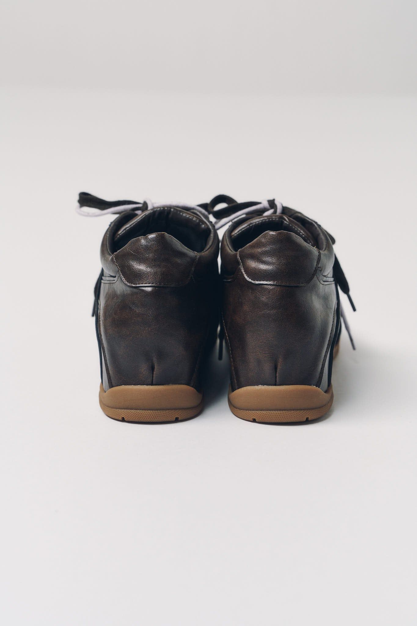 インナーリフトスニーカー (ブラウン) inner lift sneakers (Brown) / 26AW