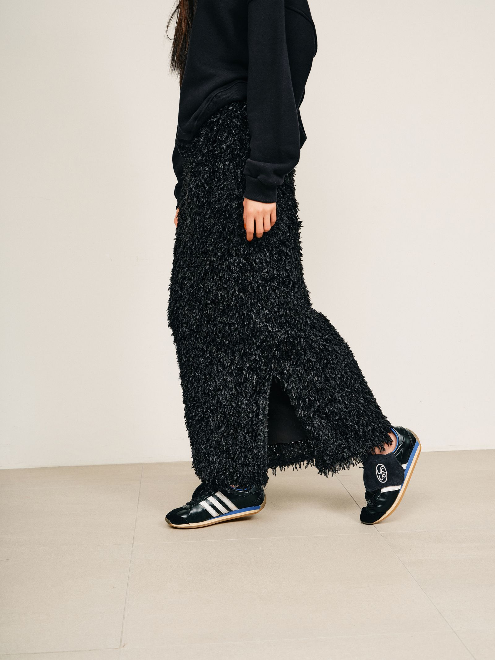 Feather slit skirt / フェザースリットスカート (ブラック) / 25AW