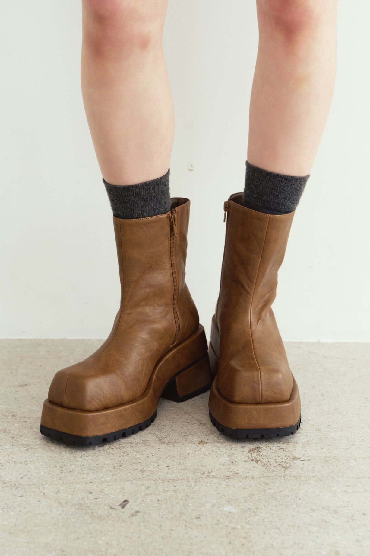 ボリューム スクエアブーツ (ブラウン) volume square boots (Brown) / 26AW