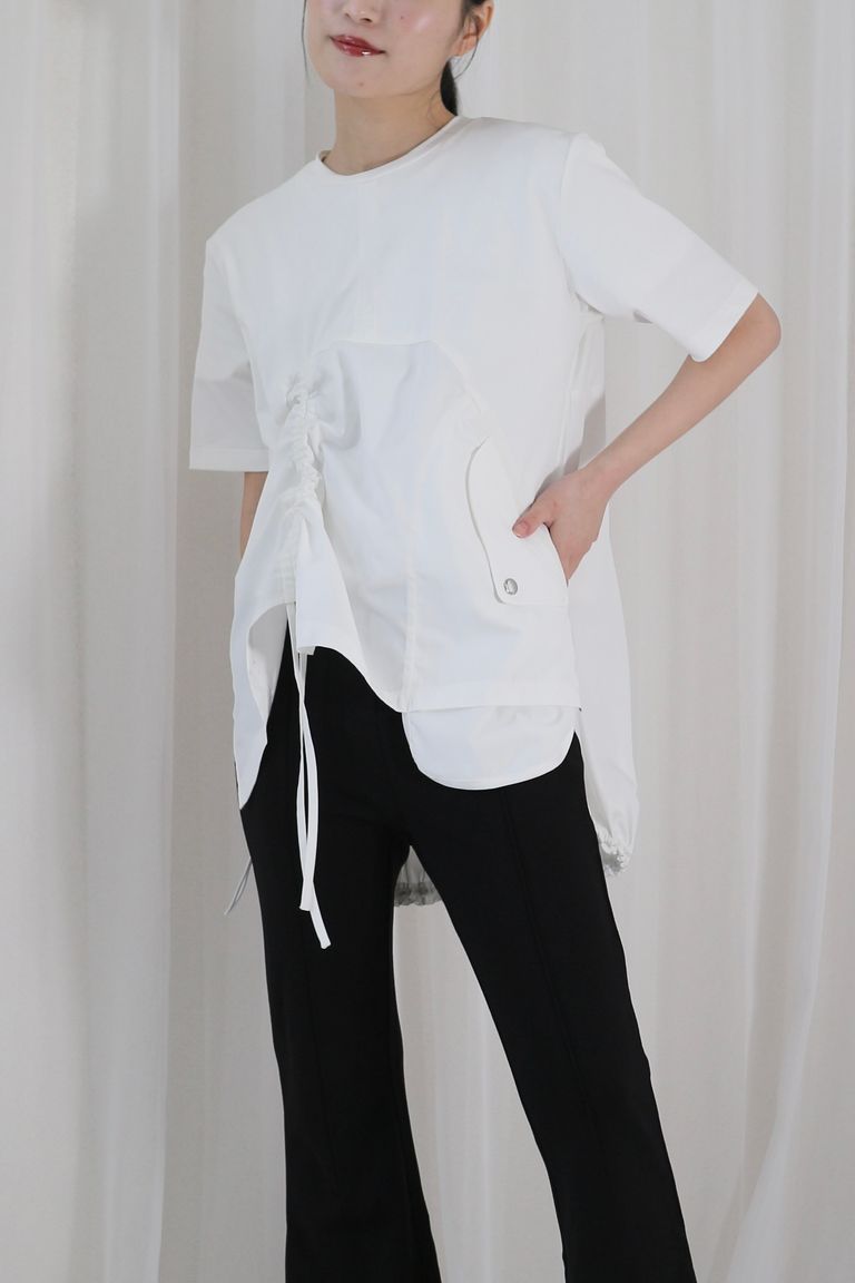 156cm 着用:38 (店内照明)