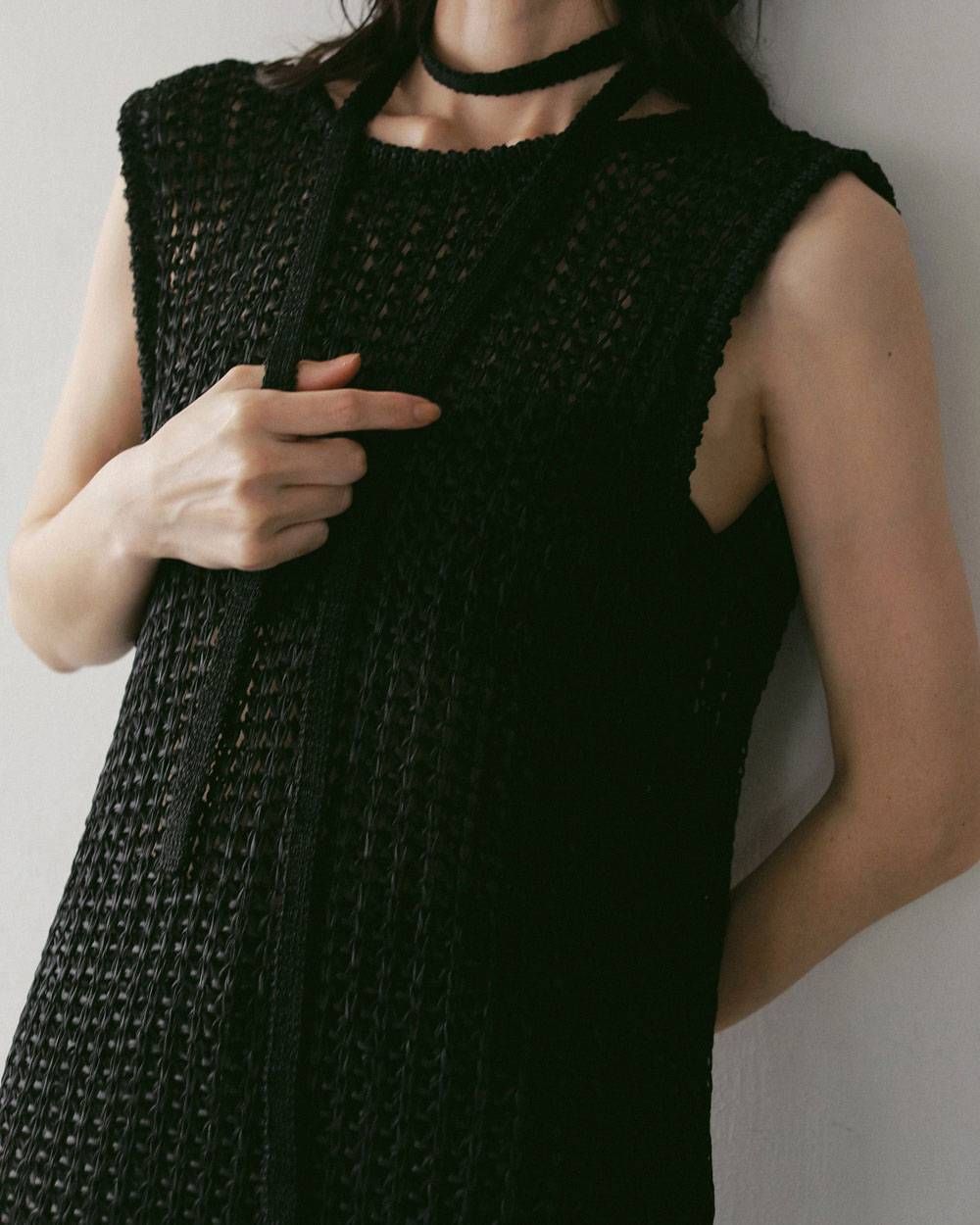 ペーパーヤーン ニットベスト (ブラック) Paperyarn Knit Vest (Black) / 27SS