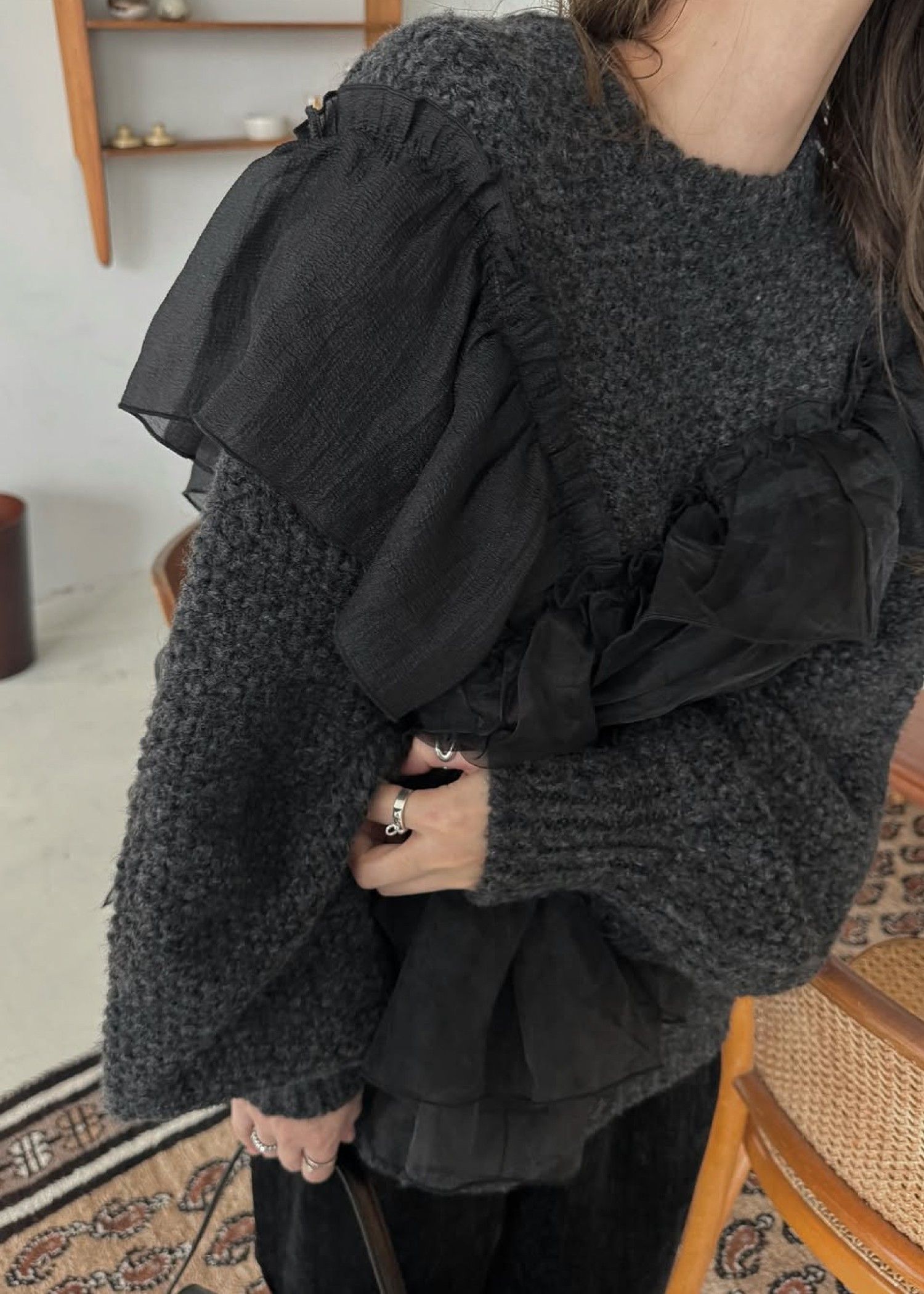 random frill placement volume sleeve knit / ランダムフリルニット (ブラック) / 25AW /