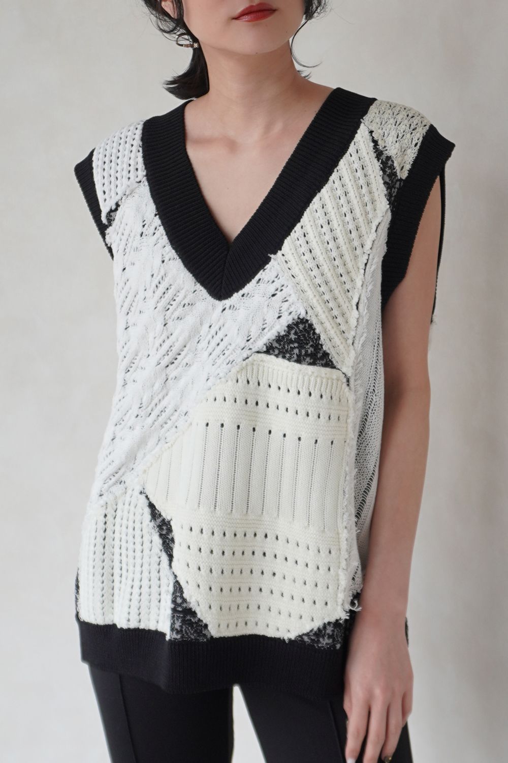 PATCHWORK V NECK KNIT VEST / パッチワークVネックニットベスト (MILK)