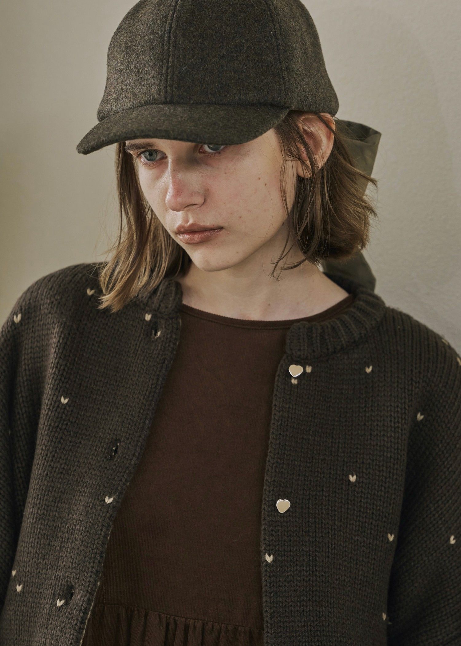 heart dot jacquard reversible cropped knit cardigan / ハートドット ジャガード リバーシブルクロップドカーディガン (ブラウン×モカ) / 25AW