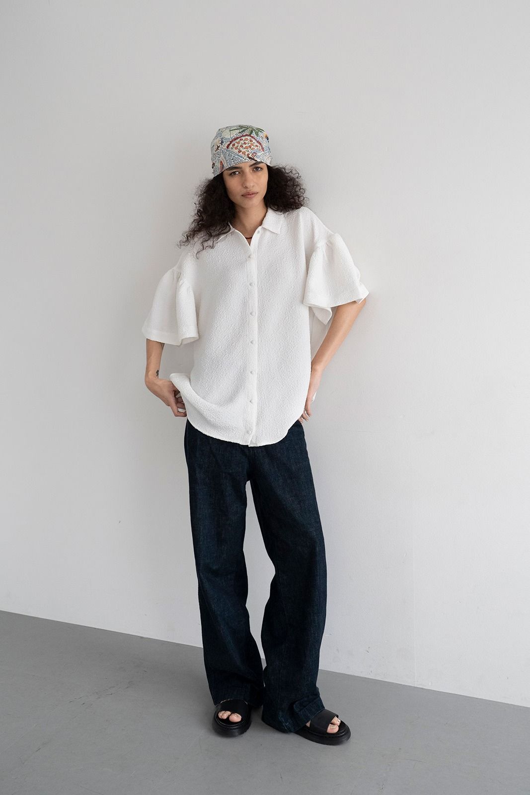 ふくれジャカードギャザースリーブブラウス (ホワイト)  Puffy Jacquard Blouse (White) /  26SS