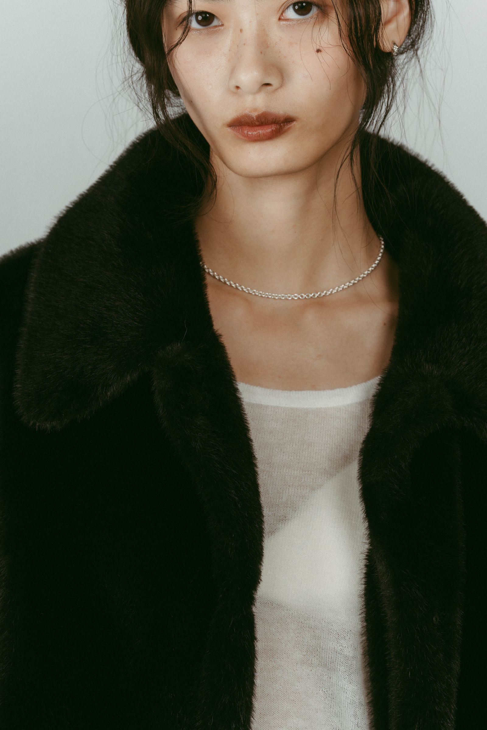 point collar fur coat / ポイントカラー ファーコートジャケット (ブラック) / 25AW