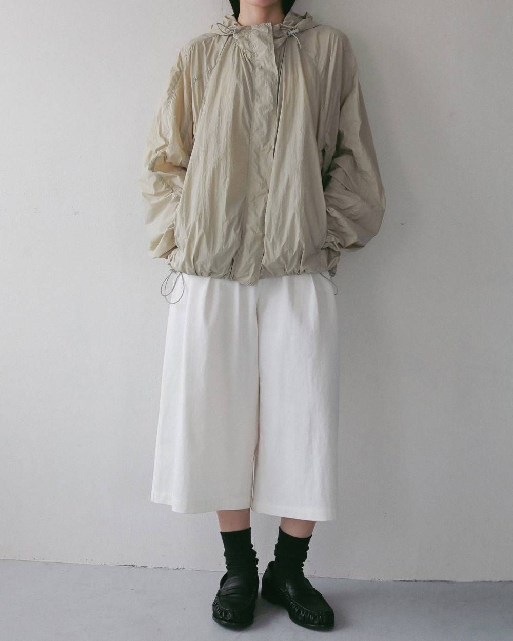 タック バミューダパンツ (ホワイト) Tuck Bermuda Pants (White) / 27SS