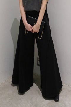 SLIDE CUT FLARE PT / スライドカットフレアパンツ (ブラック) / 美脚パンツ