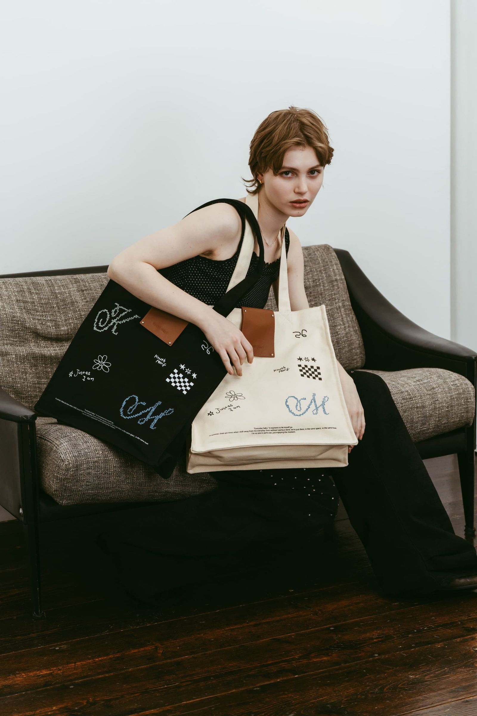 グラフィックキャンバストートバッグ (アイボリー) graphic canvas tote (Ivory) /  26SS