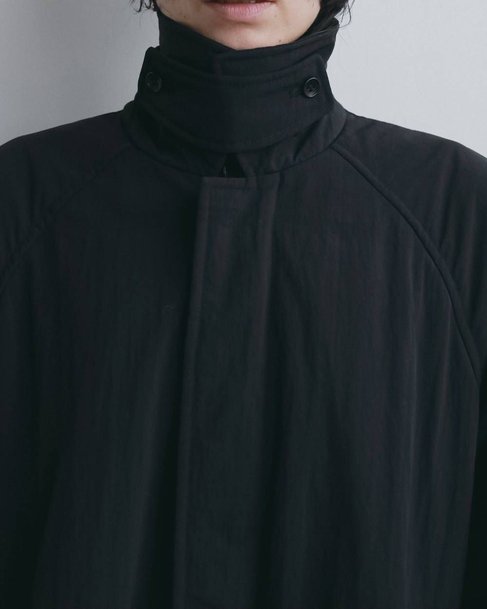 パッデッド ステンカラーコート (ブラック) Padded Soutiencollar Coat (Black) / 26AW 【6月29日まで期間限定予約】