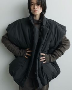 ボリューム オーバーパファベスト (ブラック) Volume Over Vest