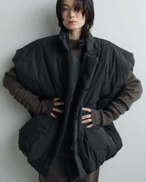 Volume Over Vest / ボリューム オーバーパファベスト (ブラック)