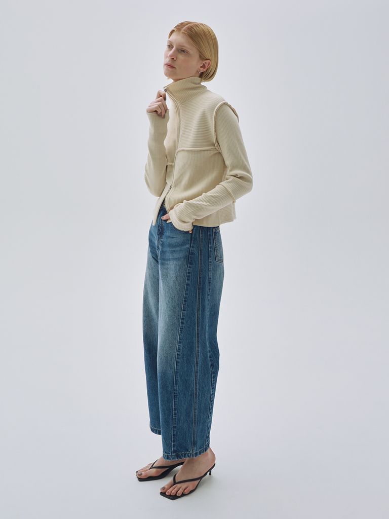 MODEL:176cm/COLOR:OFF WHITE