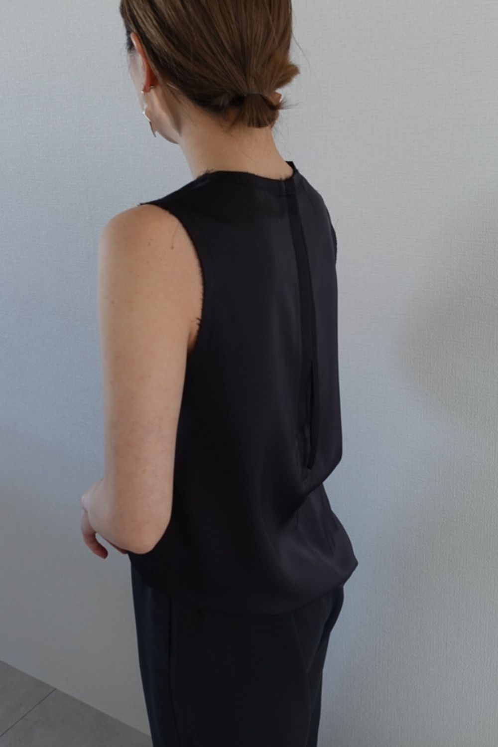Satin Tanktop / サテンタンクトップ (ブラック)