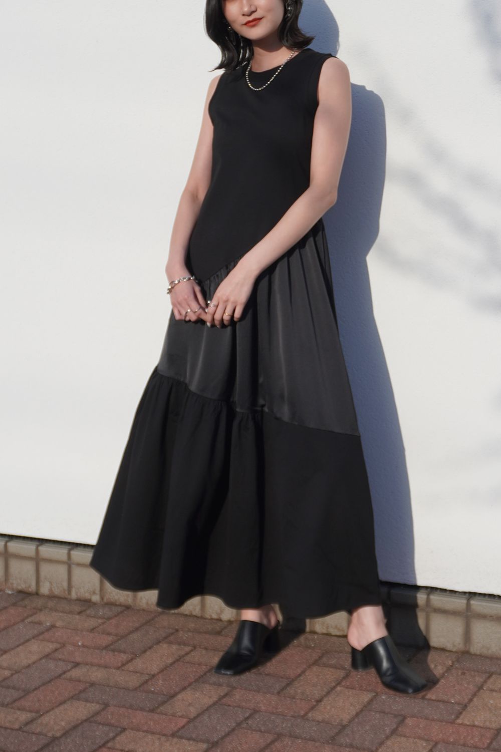 CLEFF TIERED DRESS / ティアードドレス (ブラック×ブラック)