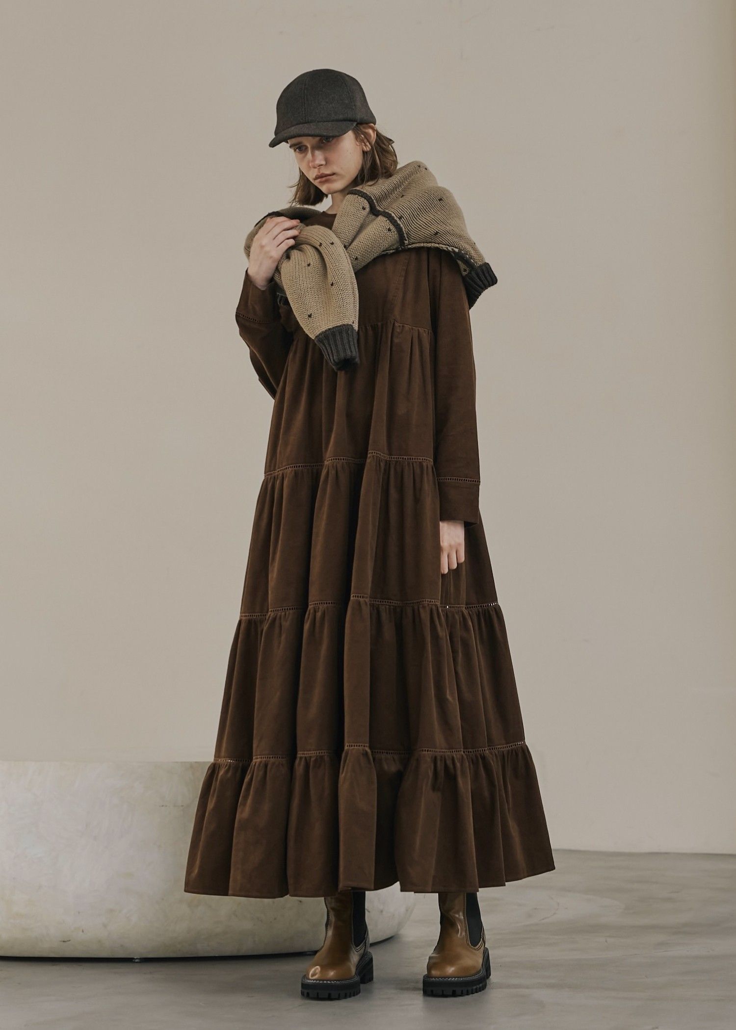 heart dot jacquard reversible cropped knit cardigan / ハートドット ジャガード リバーシブルクロップドカーディガン (ブラウン×モカ) / 25AW