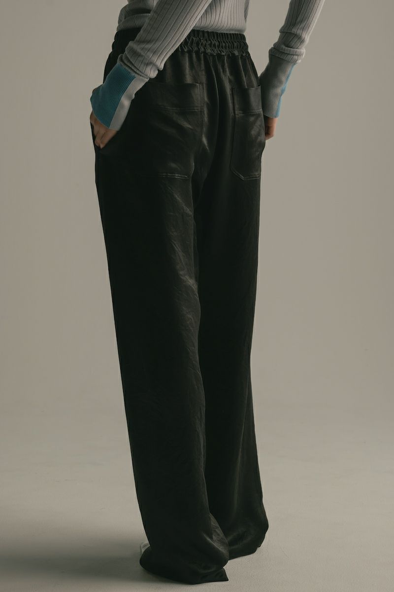 【残り1点】【24AW】SATIN RELAX PANTS / サテンリラックスパンツ (ブラック)