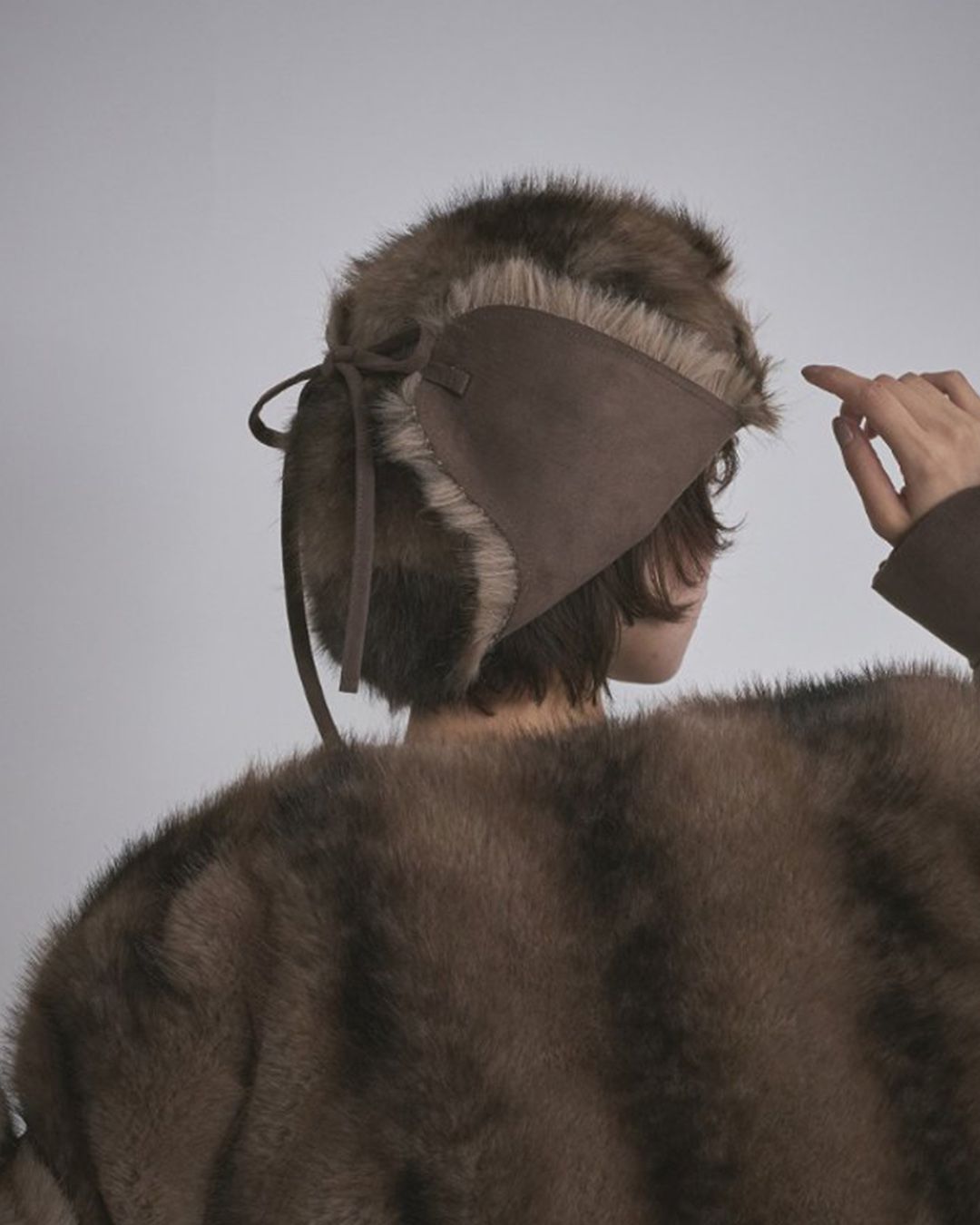 【先行予約】【26TH-16】ムートン調フライトキャップ (ブラウン) Mouton Like Flight Cap (Brown) /  エコファー  /  フェイクファー 【受注期間6/14 23:59まで】