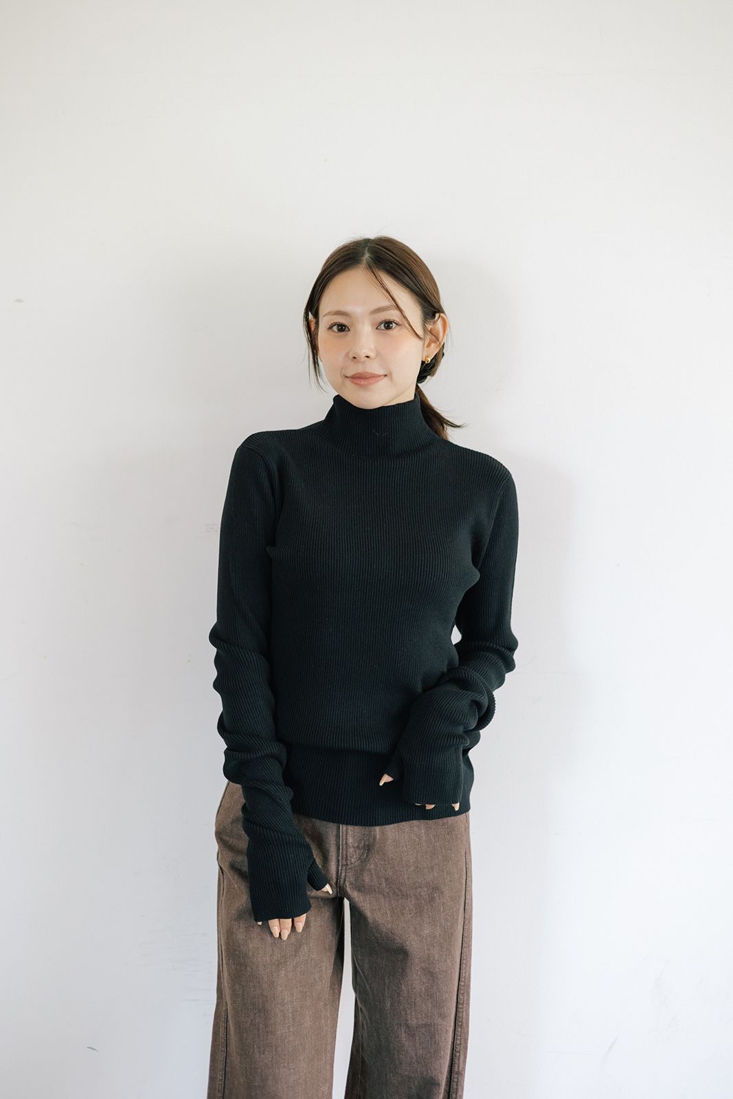 ハンドウォーマーリブトップス (ブラック) Hand warmer ribbed top (Black) / 26AW