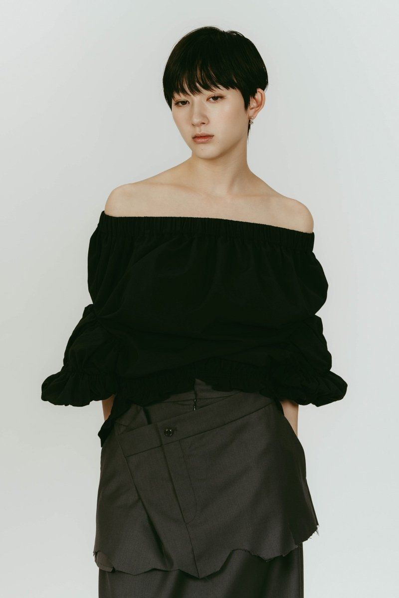 many way frill blouse (Black) / メニーウェイ フリルブラウス (ブラック) / 26SS