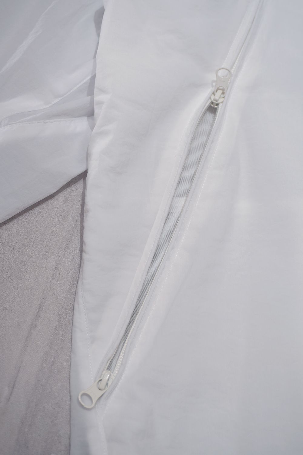 【残り1点】STRETCH ZIP JACKET / ストレッチジップジャケット (ホワイト) / ユニセックス