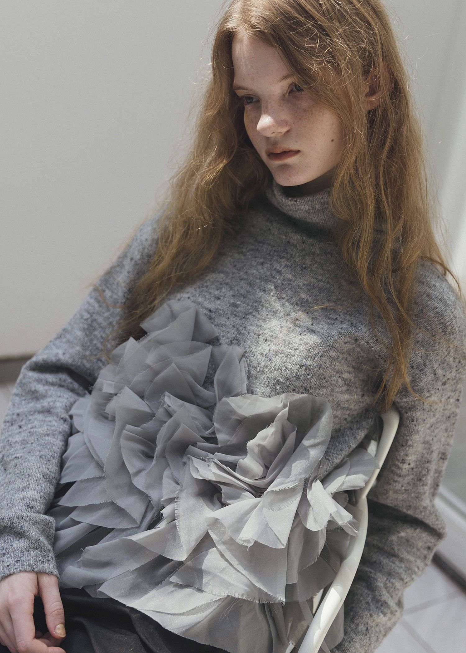 gradation frill bottleneck knit / グラデーション フリルニット (グレー) / 25AW