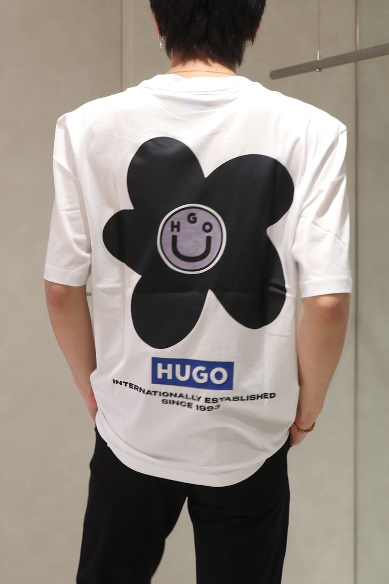 176cm 着用:M (店内照明)