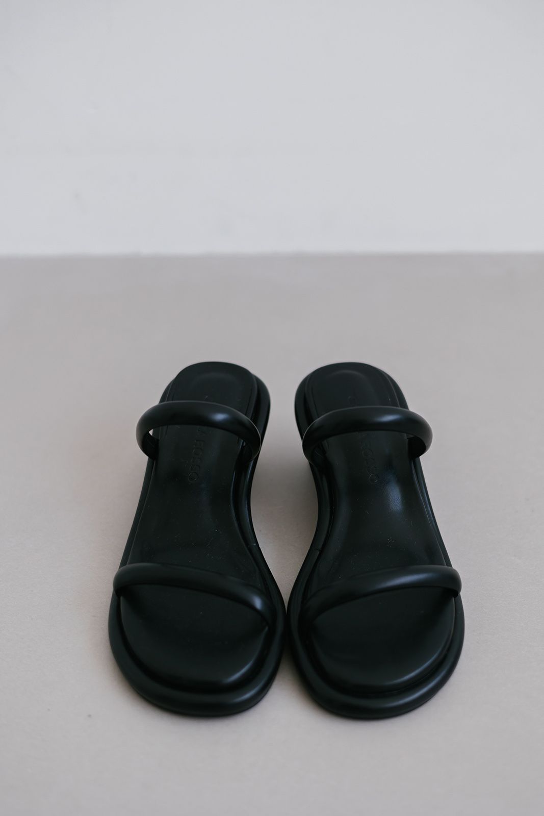 DOUBLE STRAP HEEL SANDALS / ダブルストラップヒールサンダル (ブラック)