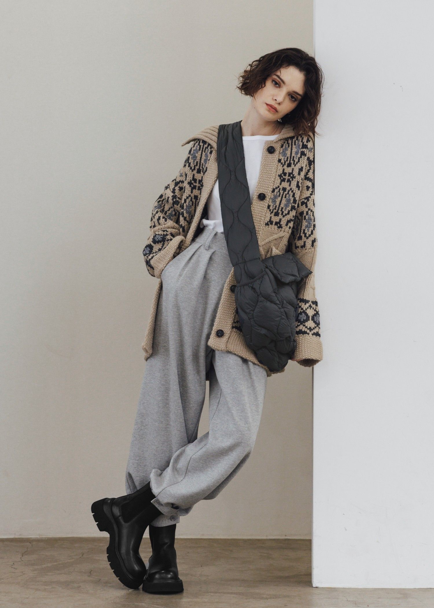 【TAION × WILLFULLY】quilting shoulder down bag / タイオンコラボ キルティングショルダーバッグ (チャコール) / 25AW /