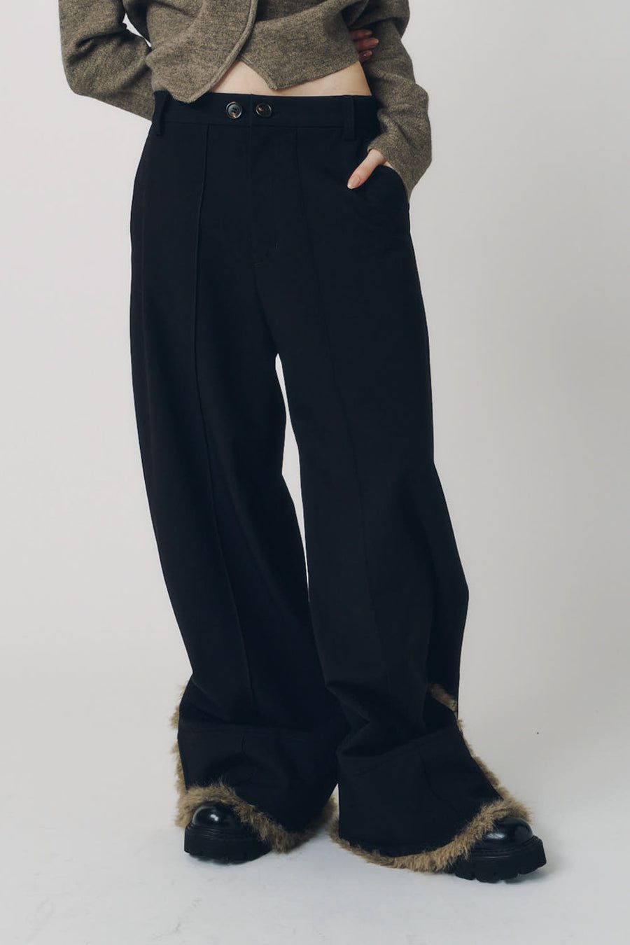 ダブルヘムファートラウザー (ブラックファー) double hem fur trousers(unisex) (Black Fur) / 26AW