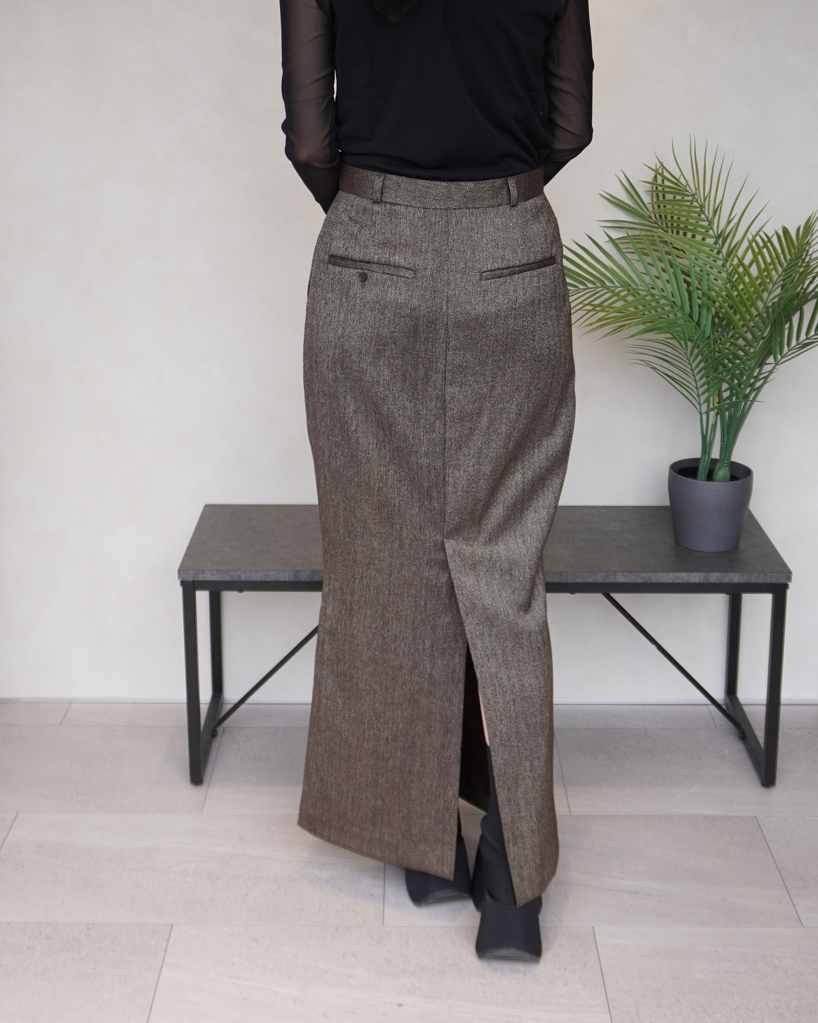 【25AW】【THE C】ICHIGUN SKIRT / イチグンスカート (ブラウン)