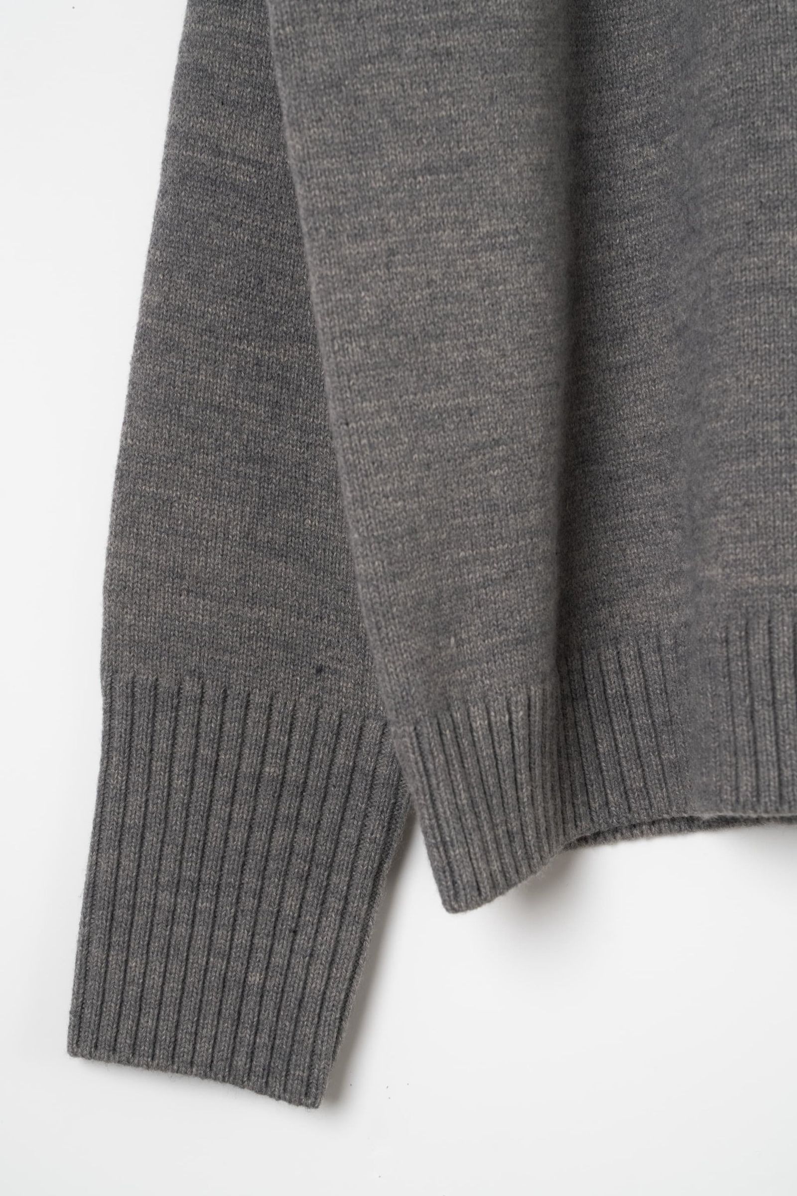 2ピース カーディガン (グレー) 2-piece cardigan (Gray) / 26AW