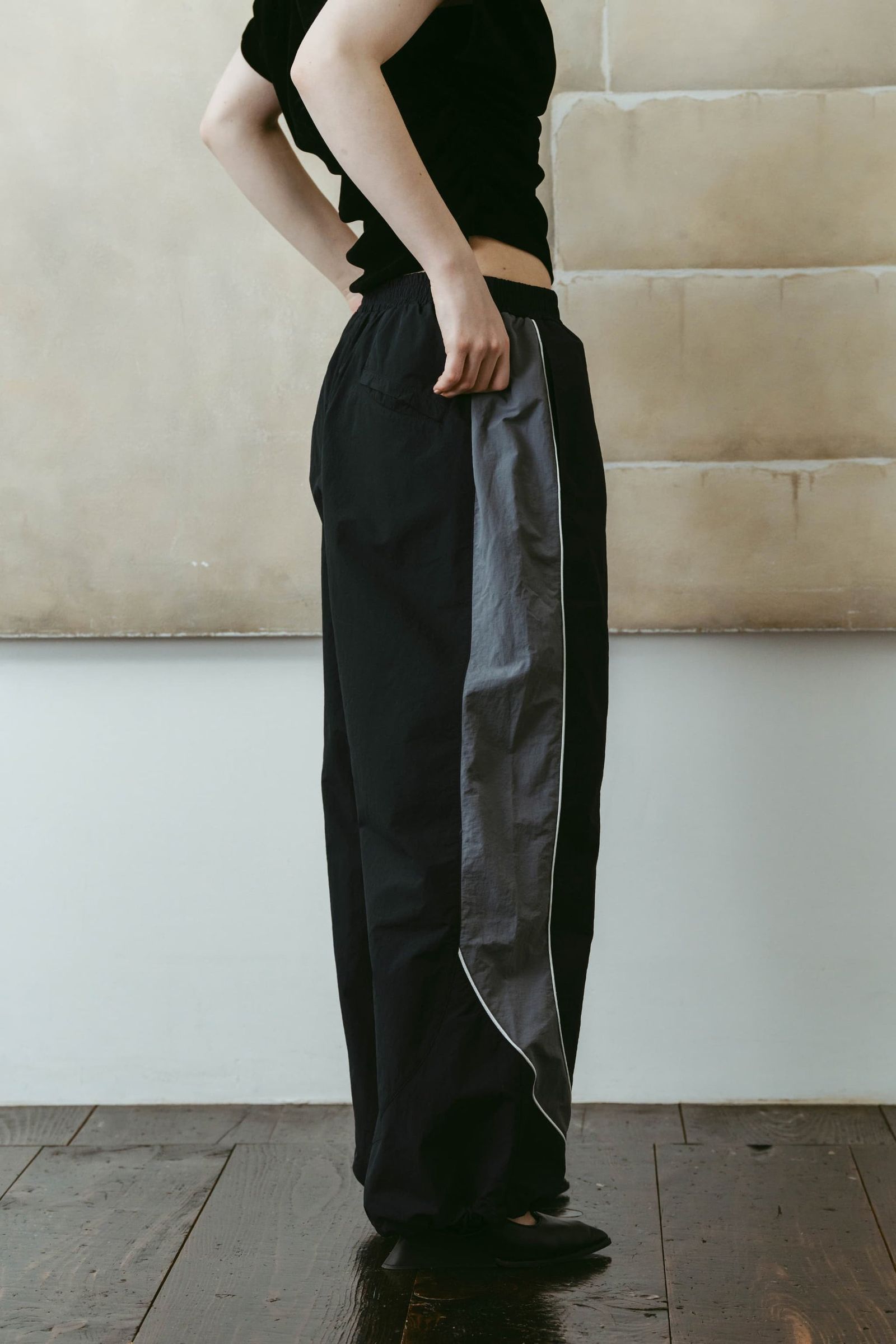 ナイロンイージーパンツ (ネイビー) nylon easy pants(unisex) (Navy) /  26SS