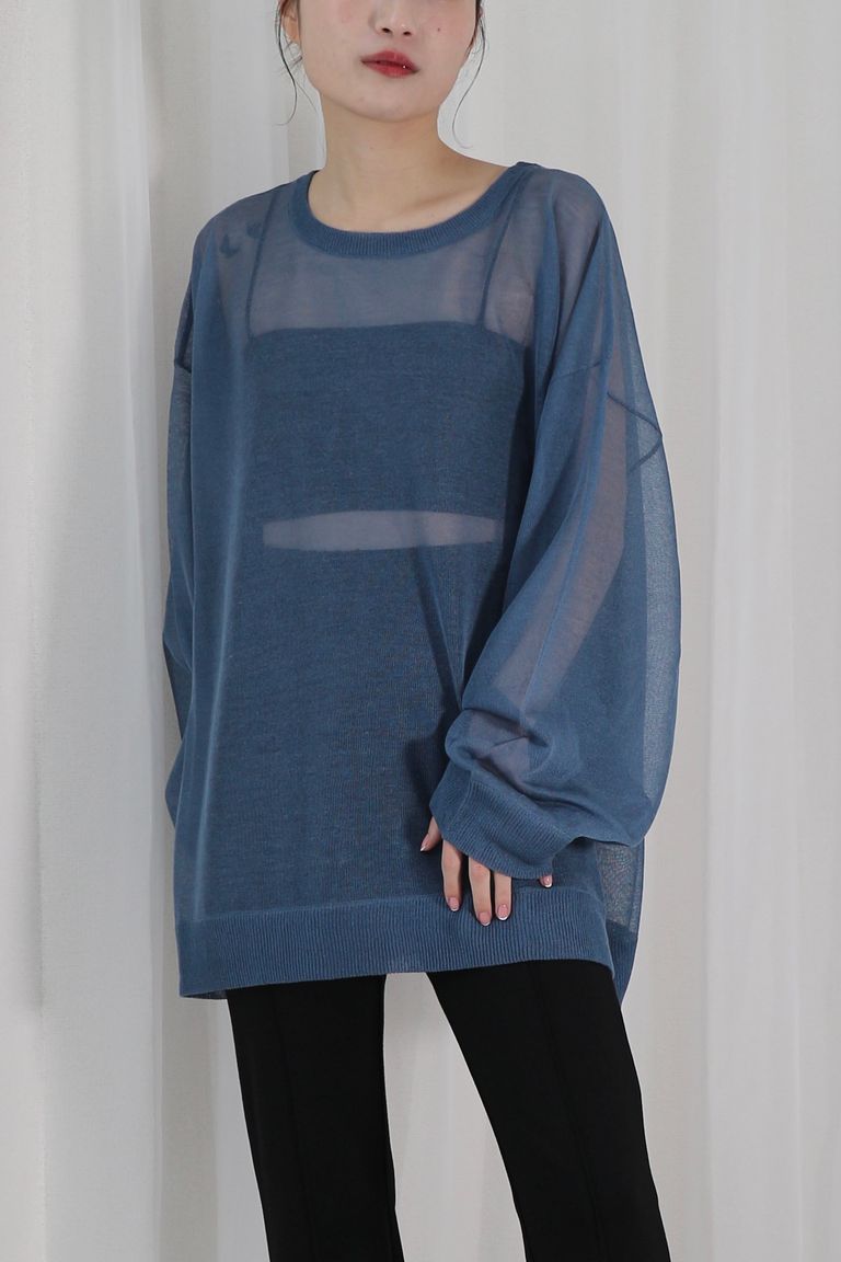 156cm 着用:フリー (店内照明)
