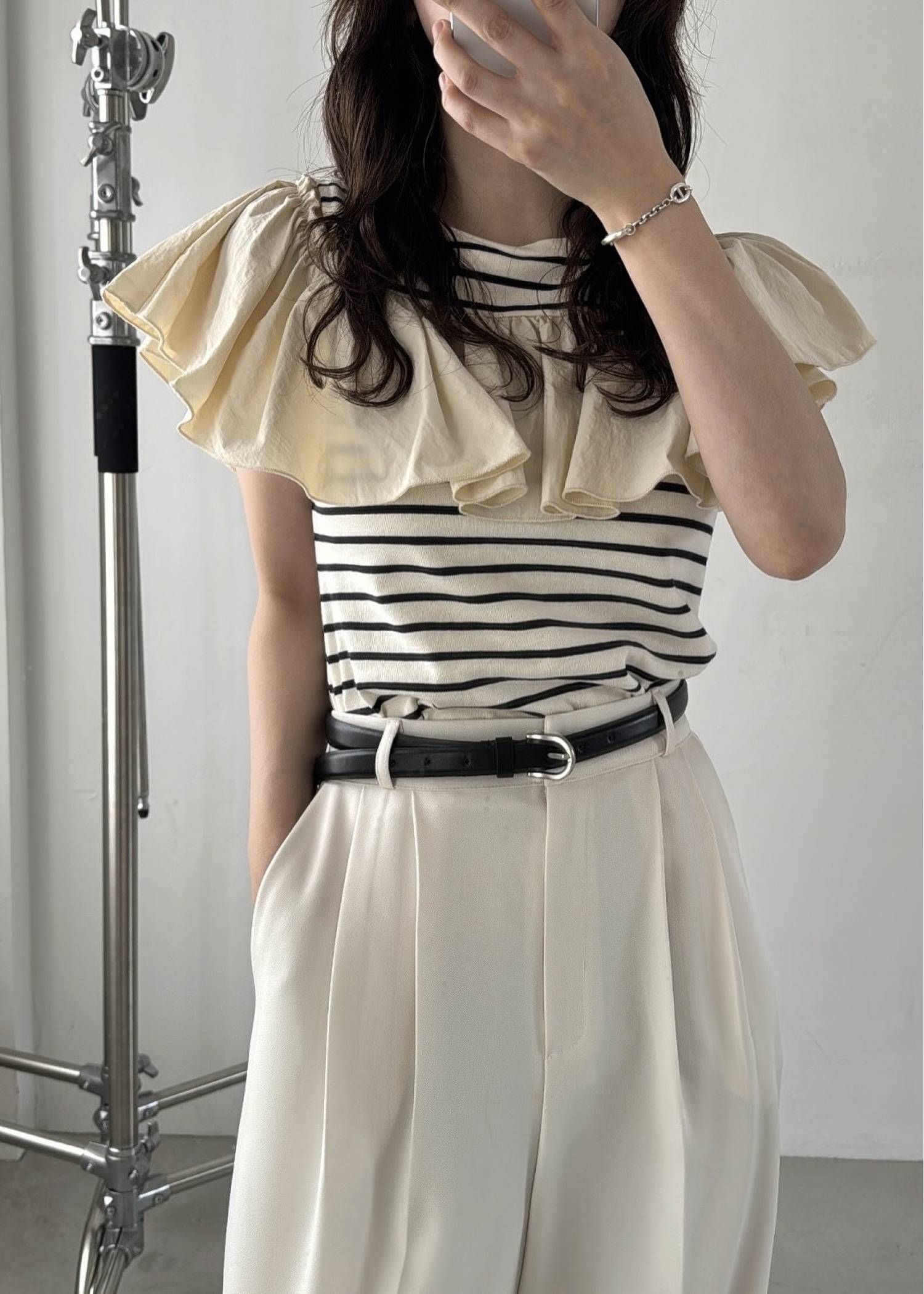 ショルダーフリル ボーダートップス (アイボリー) convertible shoulder frill border tops (Ivory) /  26SS