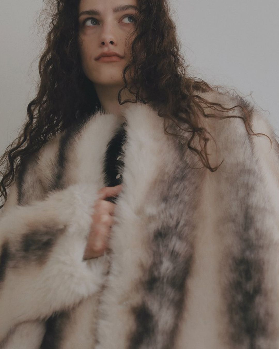 【先行予約】【26TH-08】ムートン調グラデーションファーコート (アイボリー) Mouton Like Gradation Fur Coat (Ivory) /  エコファー  /  フェイクファー 【受注期間6/14 23:59まで】