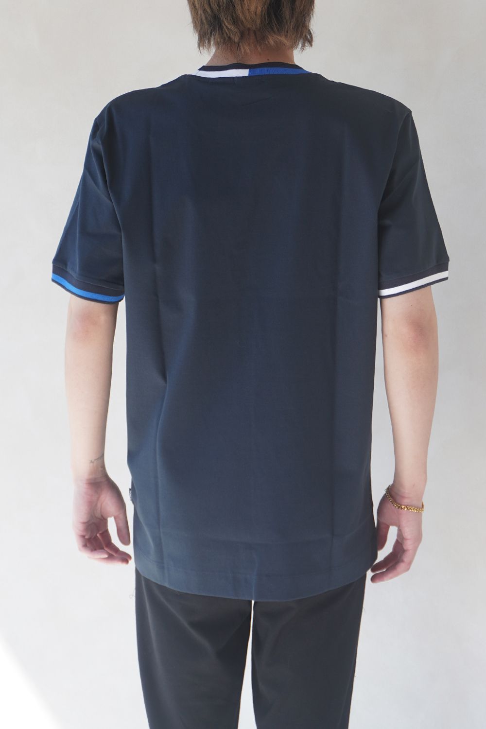 【BOSS】トリコロールリブ Tシャツ (ダークブルー)