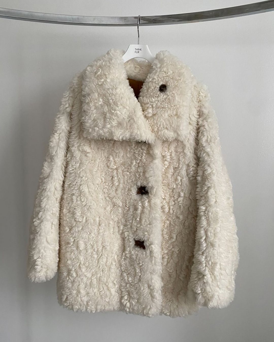 【先行予約】【26TH-03】ムートンリバーシブルコート (アイボリー) Mouton Reversible Coat (Ivory) /  エコファー  /  フェイクファー 【受注期間6/14 23:59まで】