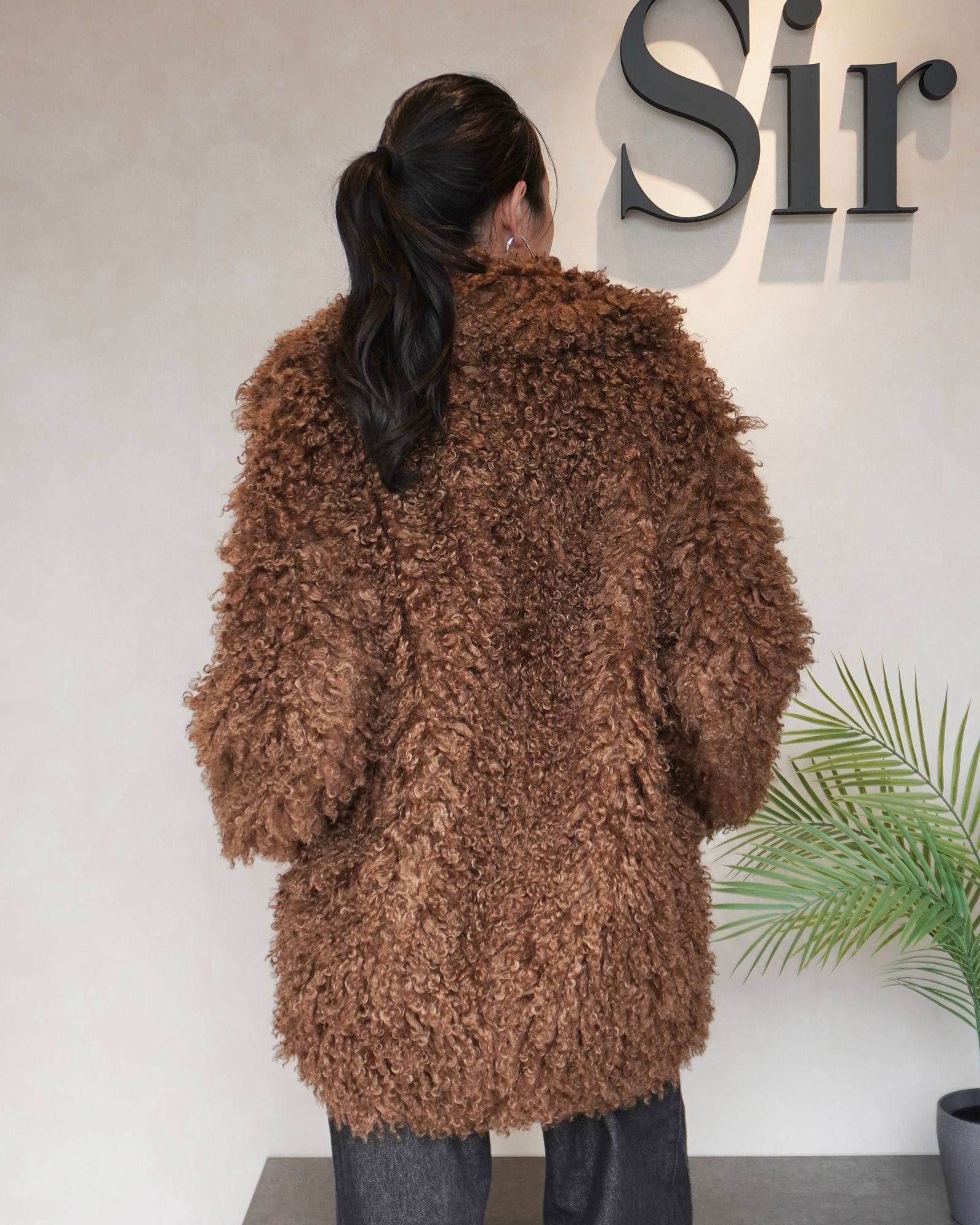 CINOH - 【25AW】CRINPED BOA MIDDLE COAT / クリンプドボア